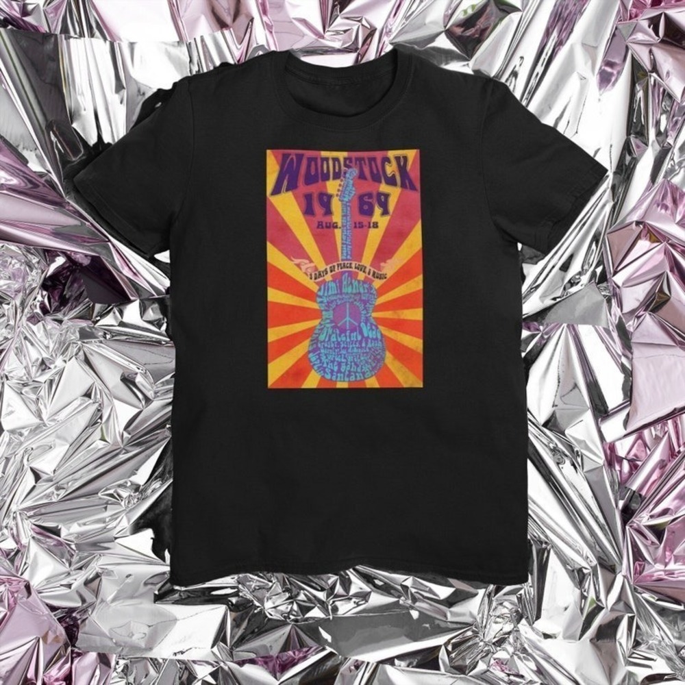 Woodstock 1969 Retro Shirt - Rare Woodstock Collectors Guitar Print T-shirt